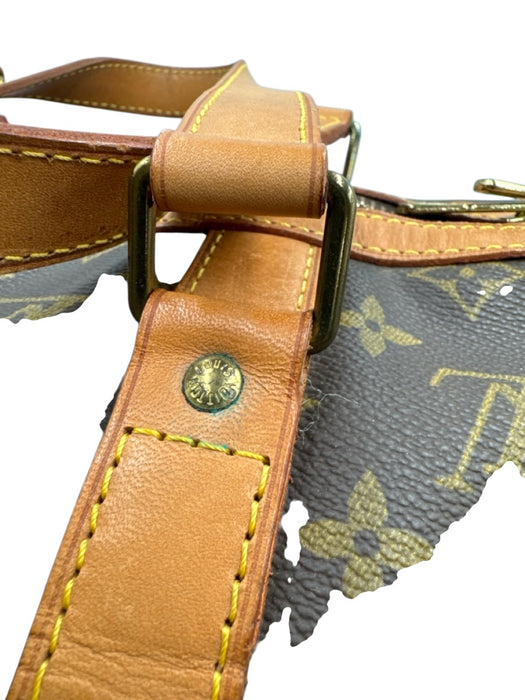 Louis Vuitton Brown & Beige Coated Canvas Leather trim Monogram Zip closure Bag Brown & Beige / 35
