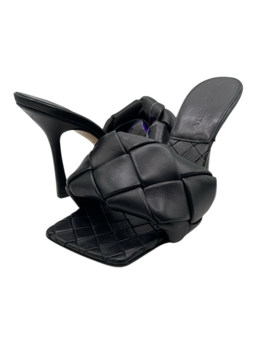 Bottega Veneta Shoe Size 36 Black Leather Square Toe Intrecciato Heel Sandals Black / 36