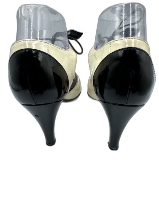 Chanel Shoe Size 36.5 Black & White Patent Leather Lace Up Color Block Pumps Black & White / 36.5