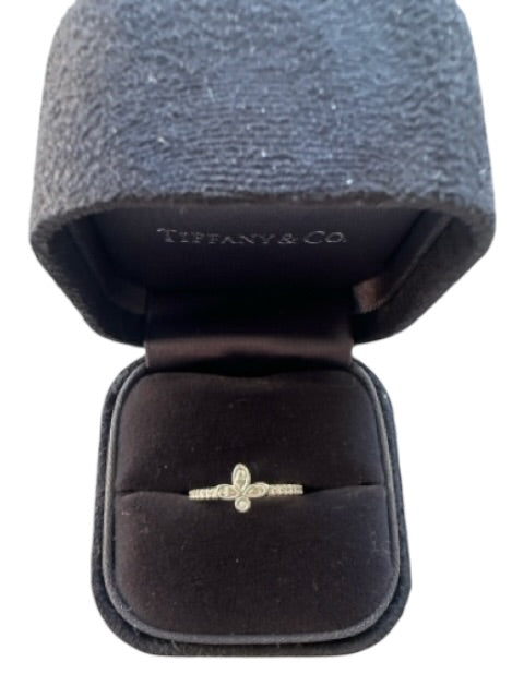 Tiffany Silver Platinum Diamonds Flower Pave Bezel Band Ring Silver