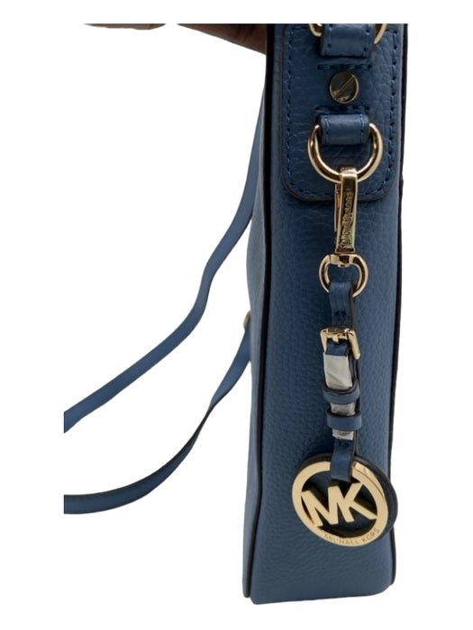 Michael Kors Blue Pebbled Leather Gold hardware Top Zip Square Bag Blue / Small