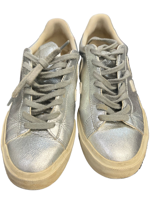 Veja Shoe Size 9 Silver Leather Metallic lace up Sneaker Low Top Shoes