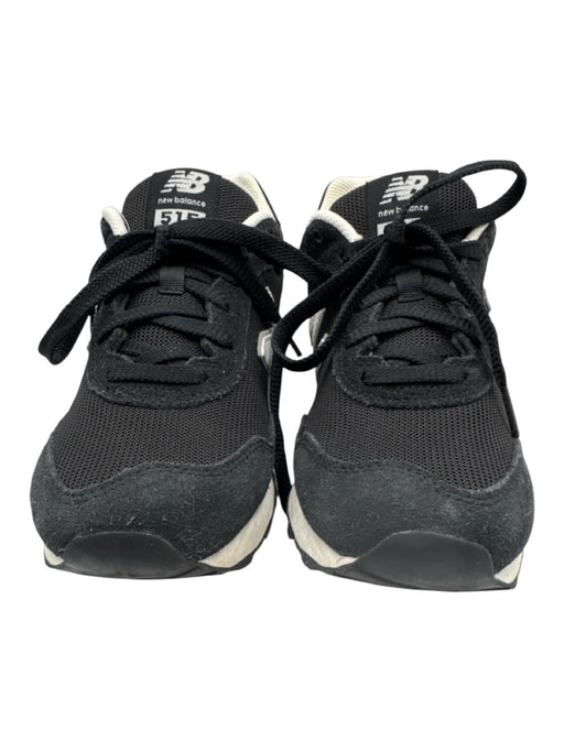 New Balance Shoe Size 8.5 Black & White Synthetic & Suede Lace Up Knit Sneakers Black & White / 8.5