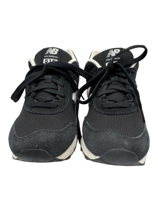 New Balance Shoe Size 8.5 Black & White Synthetic & Suede Lace Up Knit Sneakers Black & White / 8.5