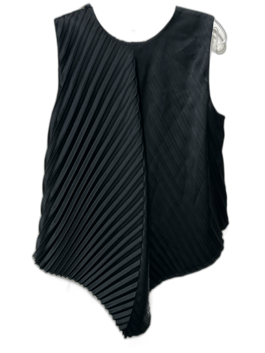 Yigal Azrouel Size 10 Black & White Triacetate Blend Pleated Hankerchief Hem Top Black & White / 10
