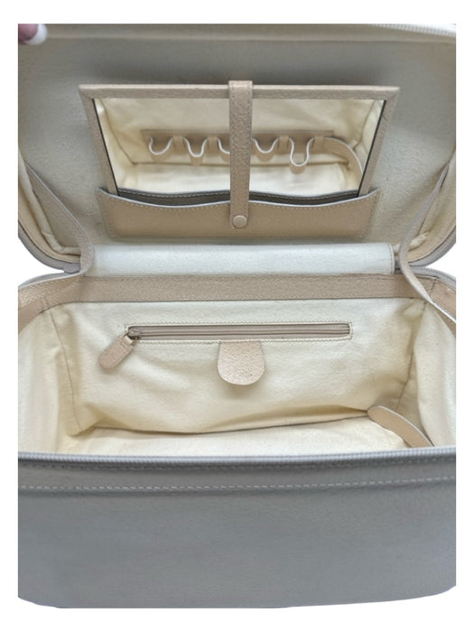Gucci Beige Leather Makeup Case Bamboo Handles Crossbody Strap Mirror Detail Bag Beige / L