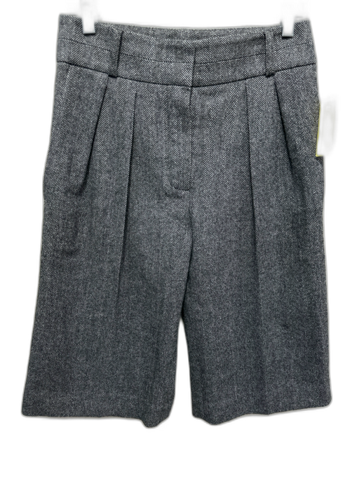 Chloe Size 38 Gray & Black Cotton Herringbone Front Pleat Hook & Zip Fly Shorts Gray & Black / 38