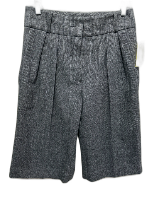 Chloe Size 38 Gray & Black Cotton Herringbone Front Pleat Hook & Zip Fly Shorts Gray & Black / 38