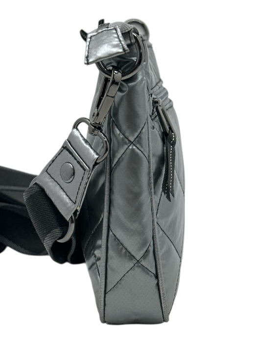 Oliver Thomas Gunmetal Silver Polyester Quilted Zip Crossbody Bag Gunmetal Silver / S