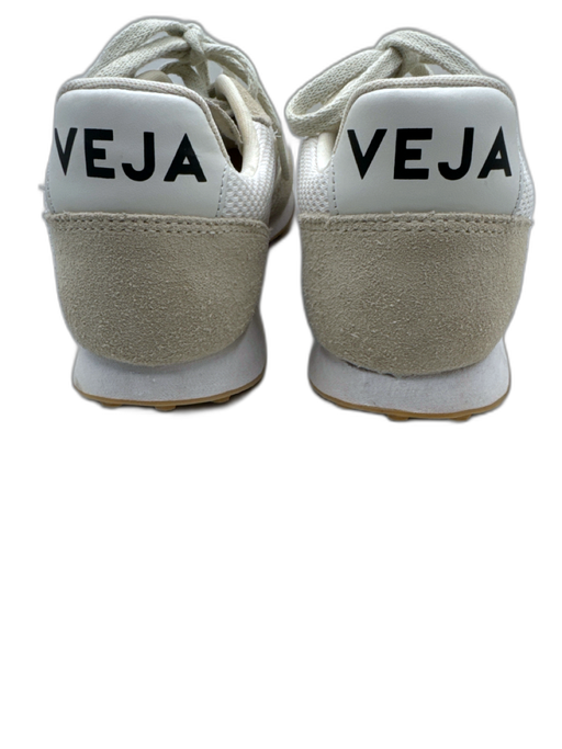 Veja Shoe Size 9 White & Gray Suede Synthetic Knit Fabric & Color Block Sneakers White & Gray / 9
