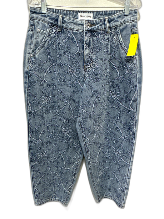 Tribal Jeans Size 6 Medium Wash Cotton floral stitching Mid Rise Tapered Jeans Medium Wash / 6