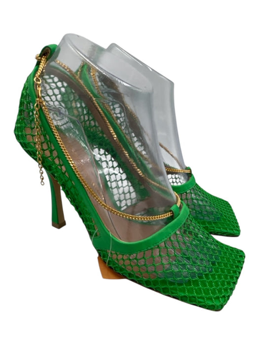 Bottega Veneta Shoe Size 38 Green & Gold Leather Net Chain Detail Sandals Green & Gold / 38