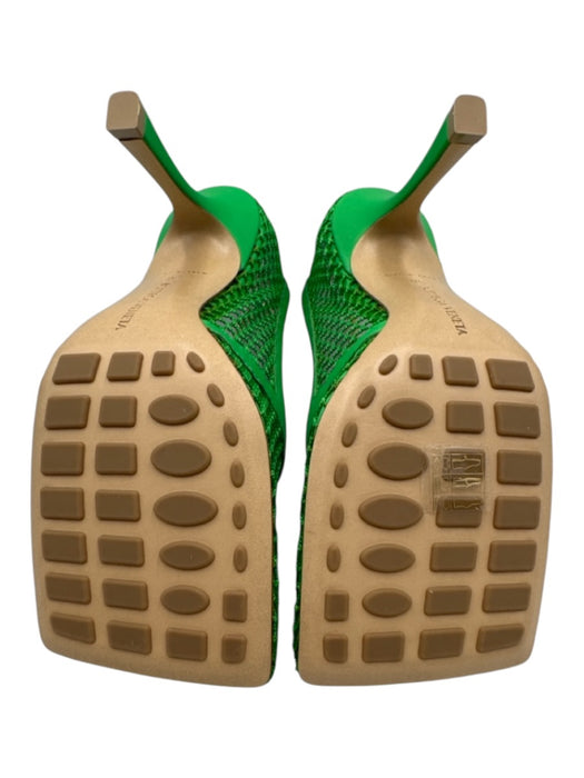 Bottega Veneta Shoe Size 38 Green & Gold Leather Net Chain Detail Sandals Green & Gold / 38