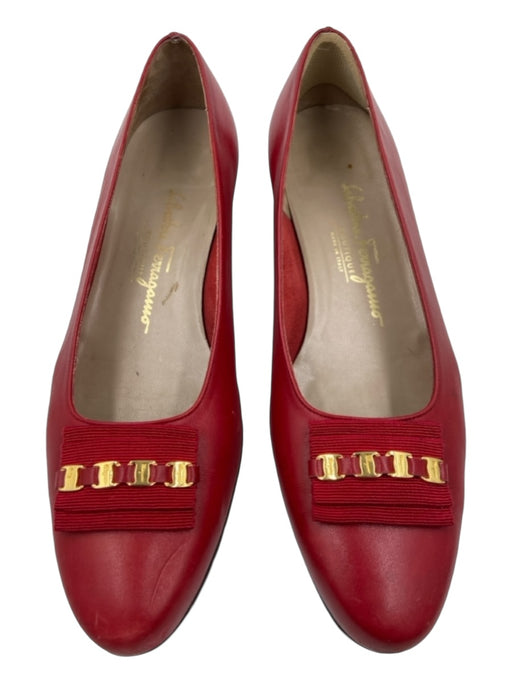 Salvatore Ferragamo Shoe Size 9 Red Leather Ribbed Detail Gold Hardware Loafers Red / 9