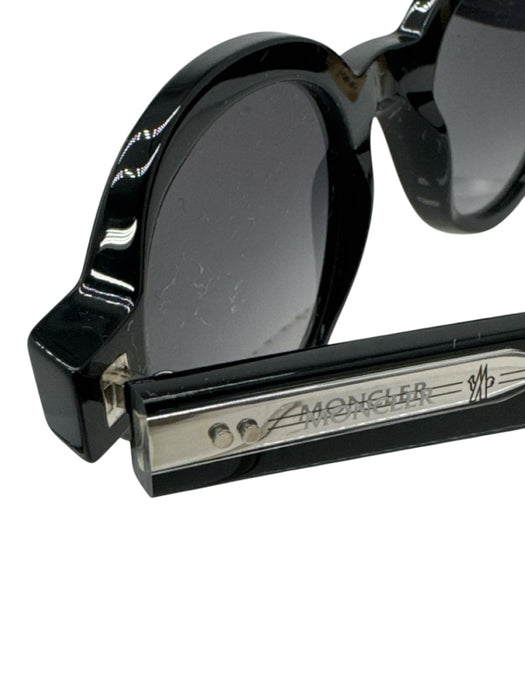 Moncler Black & Silver Acetate Gray Lens Circle Round Sunglasses Black & Silver