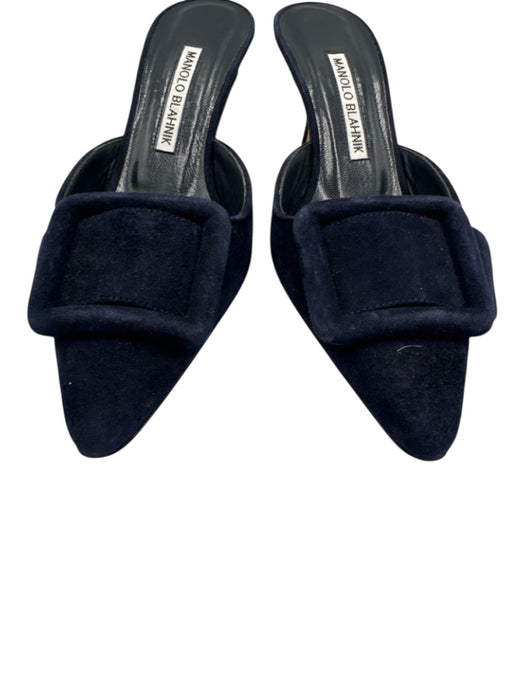 Manolo Blahnik Shoe Size 35.5 Navy Leather Suede Pointed Toe Buckle Pumps Navy / 35.5