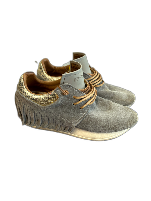 Esse Ut Esse Shoe Size 37 Gray Suede Laces Fringe Almond Toe Slip On Shoes Gray / 37