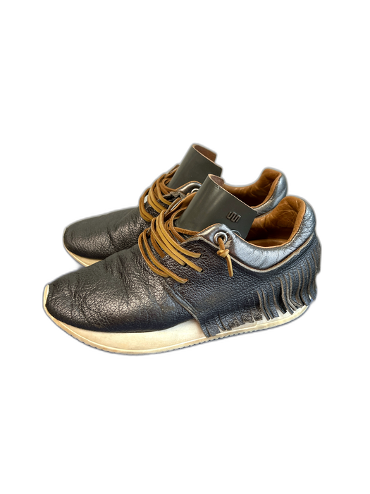 Esse Ut Esse Shoe Size 37 Pewter Leather Laces Fringe Almond Toe Slip On Shoes Pewter / 37