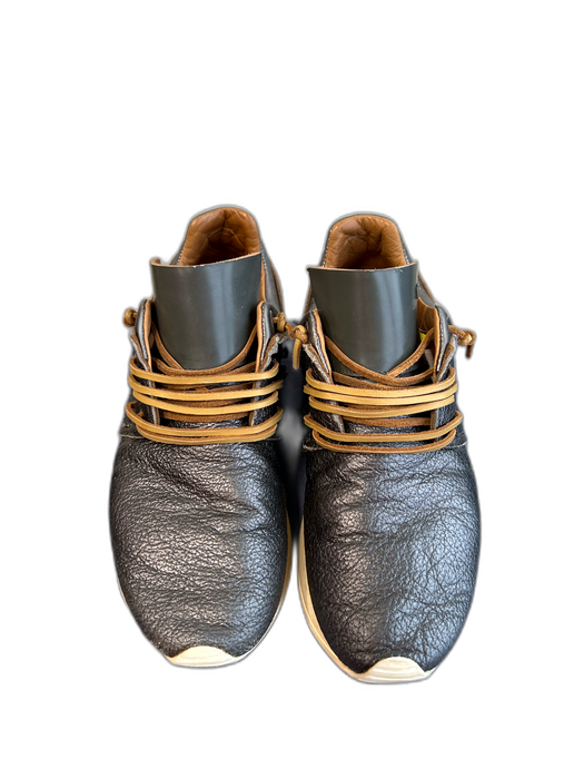 Esse Ut Esse Shoe Size 37 Pewter Leather Laces Fringe Almond Toe Slip On Shoes Pewter / 37