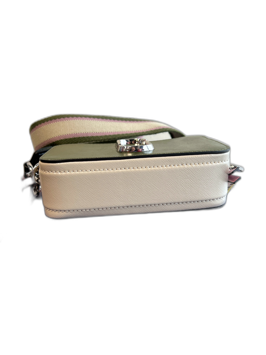 Marc Jacobs Cream & Multi Saffiano Leather Double Zip Silvertone hardware Bag Cream & Multi / Small
