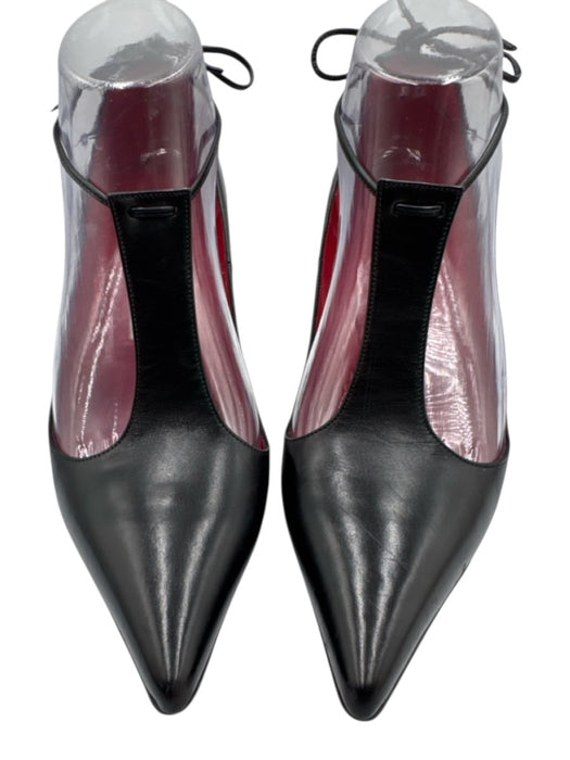 Manolo Blahnik Shoe Size 38.5 Black & Red Leather Pointed Toe T Strap Pumps Black & Red / 38.5