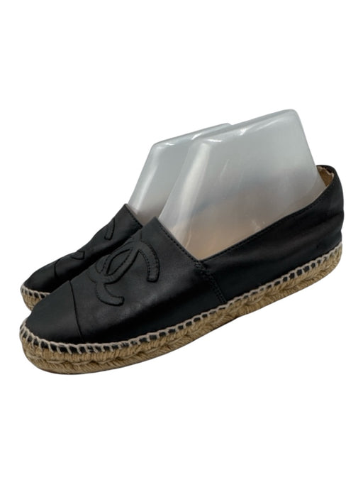 Chanel Shoe Size 37 Black Lambskin Espadrille Rope sole Logo Detail Shoes Black / 37