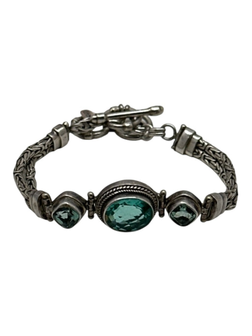 Sarda Silver 925 Silver Green Quartz 3 stone Adjustable Toggle Closure Bracelet Silver