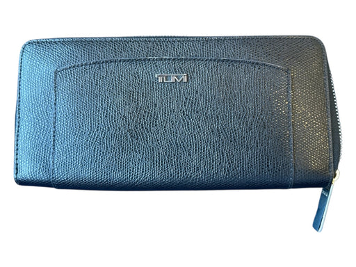 Tumi Black Leather Pebbled Zip Around SHW Wallets Black