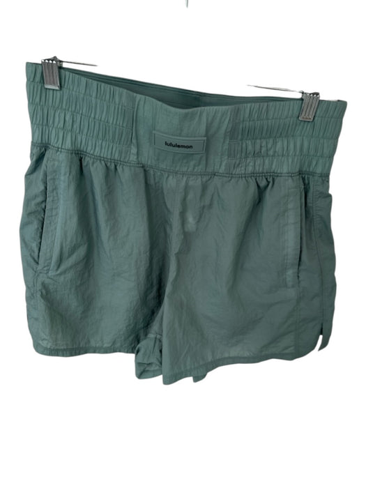 Lululemon Size 8 Sage green Nylon Blend High Waist Athletic Shorts Sage green / 8