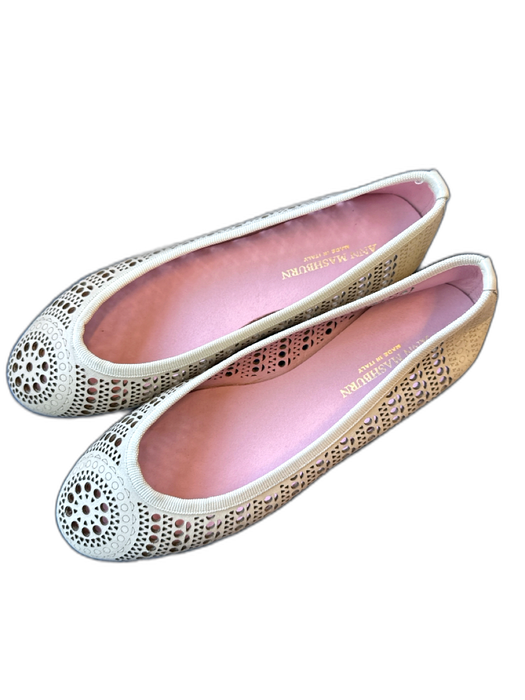 Ann Mashburn Shoe Size 37 Taupe Leather Cut Outs Round Toe Ballet Flat Flats Taupe / 37