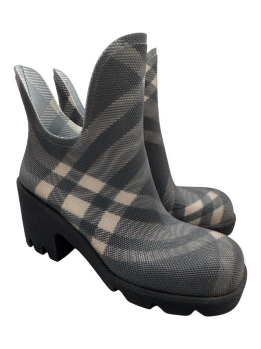 Burberry Shoe Size 40 Black, Beige, Gray Rubber Textured plaid check Boots Black, Beige, Gray / 40