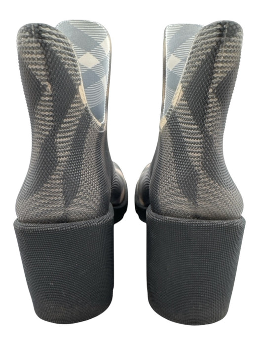 Burberry Shoe Size 40 Black, Beige, Gray Rubber Textured plaid check Boots Black, Beige, Gray / 40