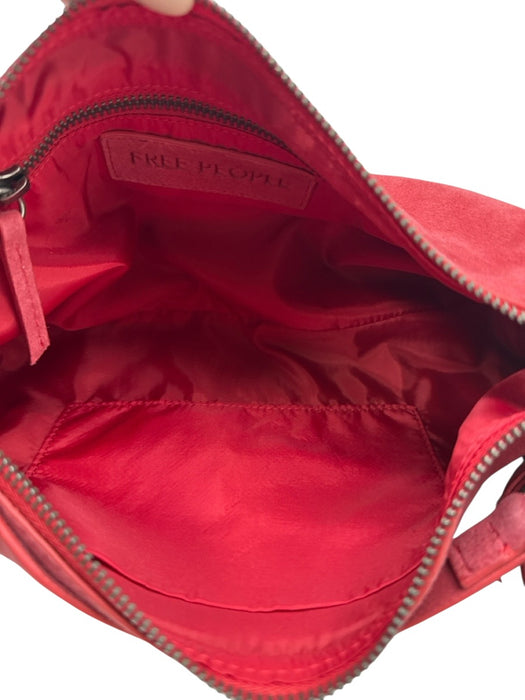 Free People Red Suede Fringe Zip closure Shoulder Bag Red / Small