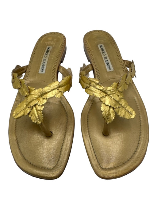 Manolo Blahnik Shoe Size 38.5 Gold Leather Leaf Thong Flip Flop Sandals Gold / 38.5