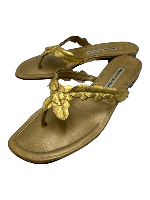 Manolo Blahnik Shoe Size 38.5 Gold Leather Leaf Thong Flip Flop Sandals Gold / 38.5