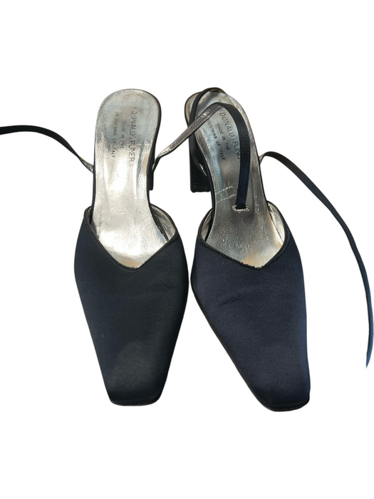 Donald J Pliner Shoe Size 6.5 Navy Leather & Fabric Pointed Square Toe Shoes Navy / 6.5