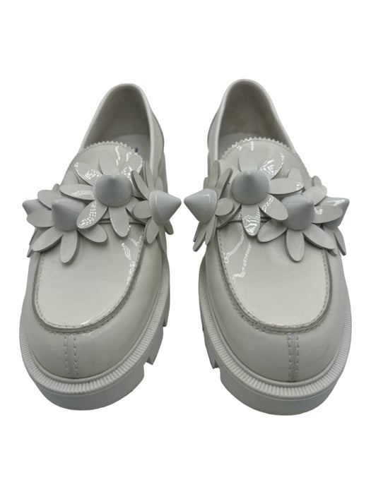 Christian Louboutin Shoe Size 37 White Patent round toe Floral Applique Loafers White / 37