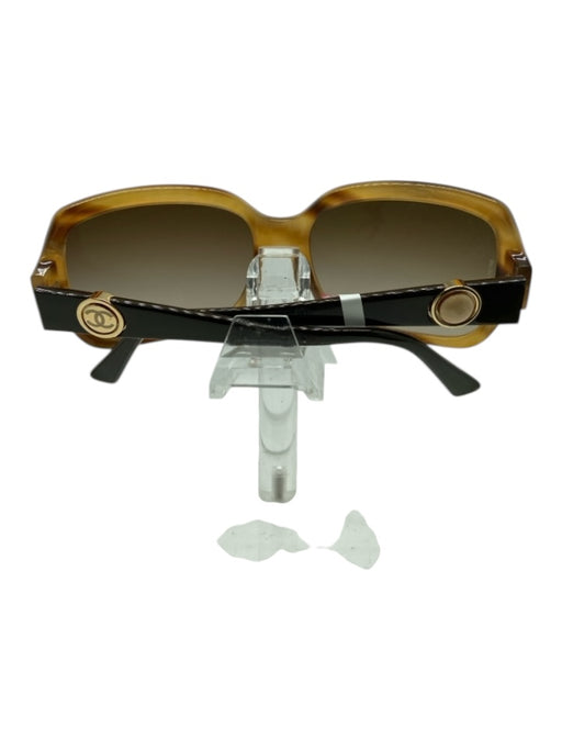 Chanel Brown Print Acetate Tortoise Gradient Gold Hardware Cindy Sunglasses