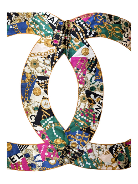 Chanel Red, Green, Multi Silk Jewelry Print Interlocking C Logo Square scarf Red, Green, Multi / One Size
