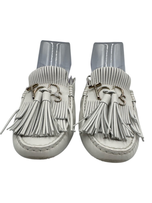 Tods Shoe Size 37 White Leather Silver Hardware Fringe Moccasin Driver Flats White / 37