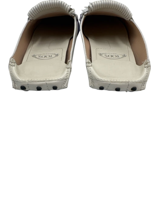 Tods Shoe Size 37 White Leather Silver Hardware Fringe Moccasin Driver Flats White / 37