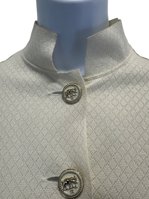 Chanel Size 38 Cream Silk Blend Buttons Long Sleeve Light Weight Jacket Cream / 38