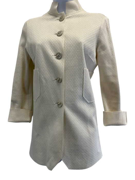 Chanel Size 38 Cream Silk Blend Buttons Long Sleeve Light Weight Jacket Cream / 38