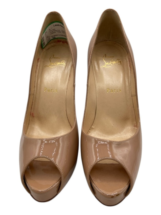 Christian Louboutin Shoe Size 39 Taupe Beige Patent Leather Peep Toe Pumps Taupe Beige / 39