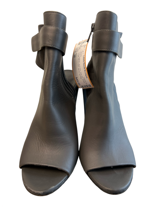 Vince Shoe Size 39 Grey Leather open toe Side Zip Ankle Length Block heel Shoes Grey / 39