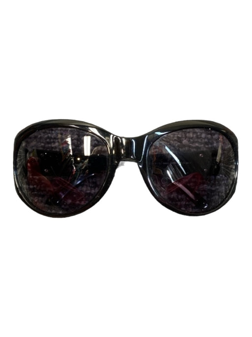 Valentino Black Oval Logo Detail case incl Sunglasses Black