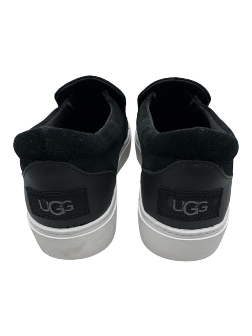 Ugg Shoe Size 6.5 Black & White Suede Upper Round Toe Slip On Platform Sneakers Black & White / 6.5