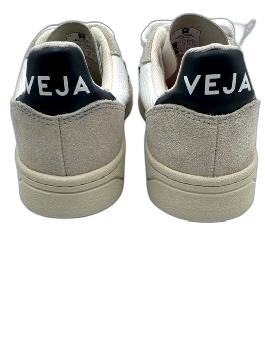 Veja Shoe Size 7 White, Gray & Navy Textile Suede Low Top Lace Up Sneakers White, Gray & Navy / 7