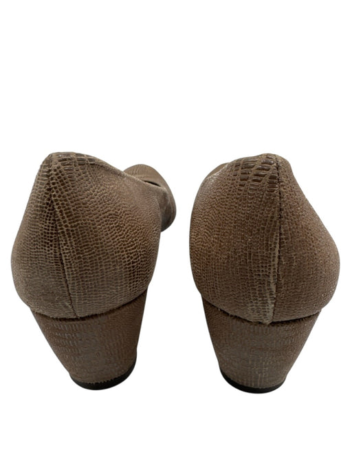 Stuart Weitzman Shoe Size 11M Brown Textile Round Toe Slip On Wedges Brown / 11M