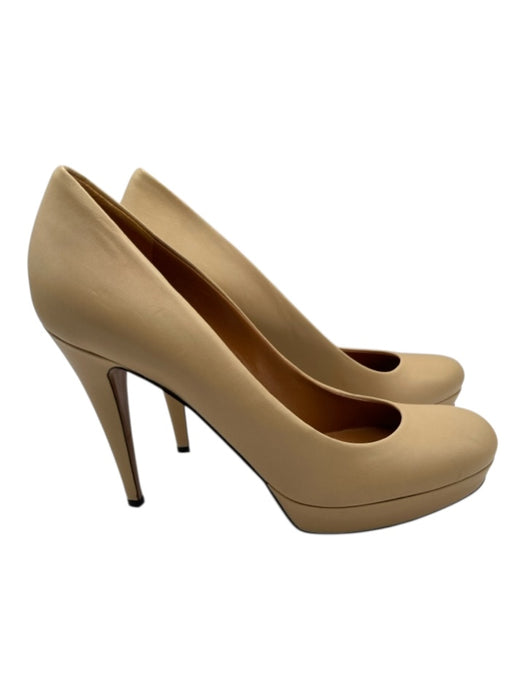 Gucci Shoe Size 39.5 Beige Leather round toe Platform Pump Heels Beige / 39.5
